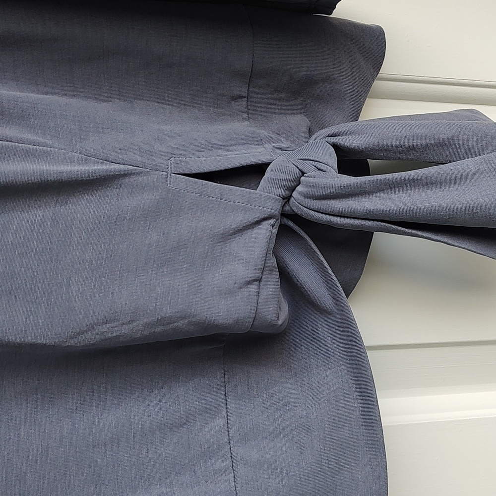Gray Banana Republic Longsleeve Casual Top - Picture 2 of 4